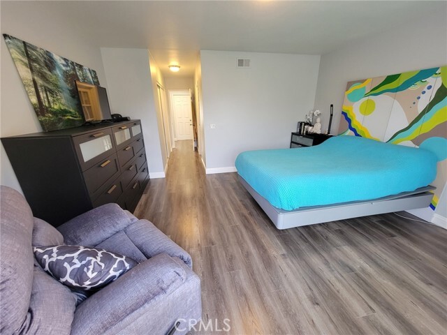 Photo - 15375 Manzanita Dr