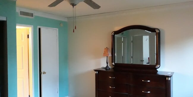 Photo - 916 S Calmgrove Ave Unit Studio