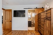 Photo - 513 E Hillsdale St Apartment