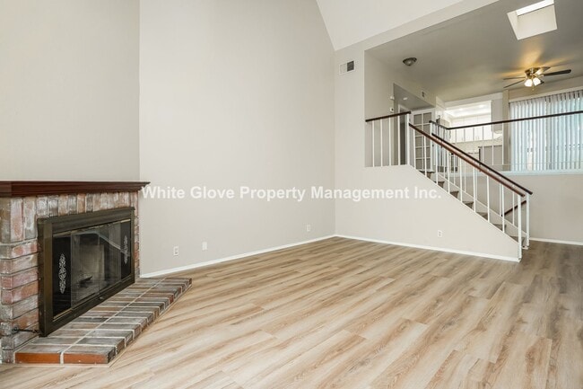 Photo - Lovely Updated 2 Bedroom Gated Townhome in Cypress