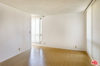 Photo - 809 S Bundy Dr