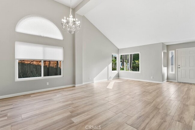 Photo - 28645 Via Pasatiempo