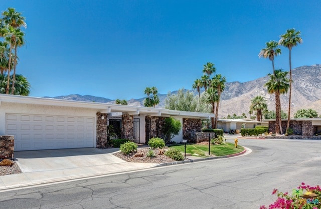 Photo - 1533 E Canyon Estates Dr