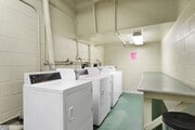 Photo - 947 W 30th St Unit 8
