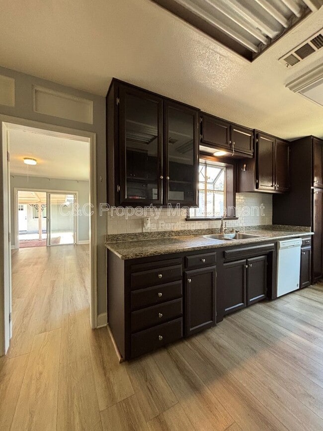 Photo - 417 N Citrus St