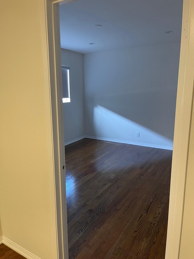 Photo - 12244 Magnolia Blvd