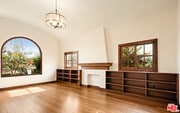 Photo - 637 N Alta Vista Blvd