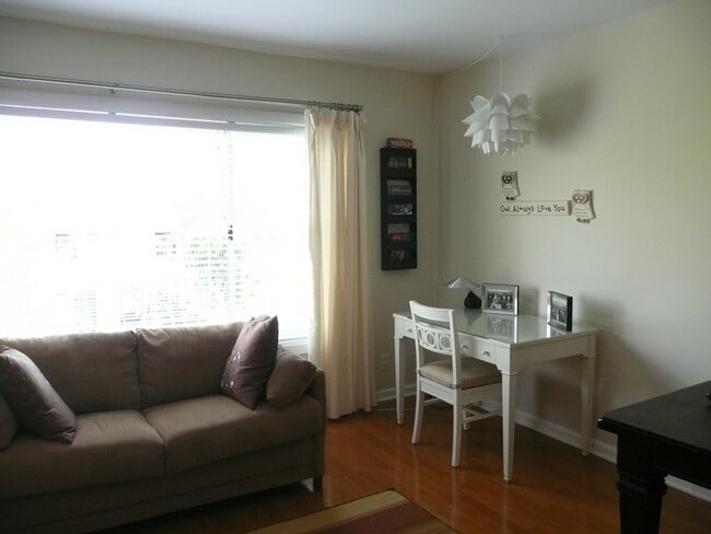 Large, Open Main Room - 425 Idaho Ave Condo Unit 8