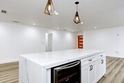 Photo - 641 Joann St