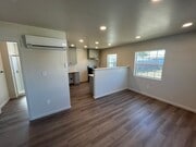 Photo - 705 E Boone St House