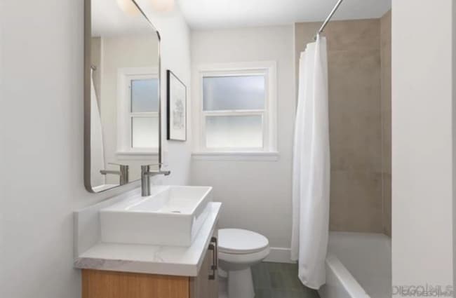 Bathroom - 4120 39th St