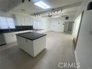 Photo - 7915 Bothwell Rd