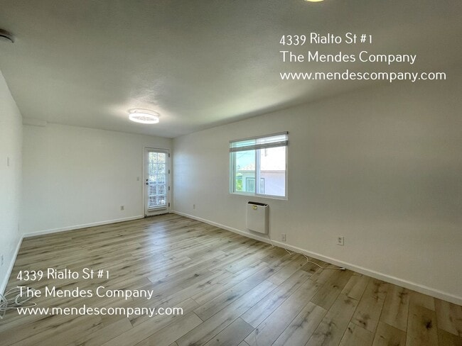 Photo - 4339 Rialto St