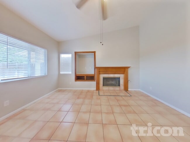 Photo - 843 Pike Dr