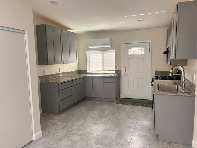 Photo - 8418 Stewart and Gray Rd