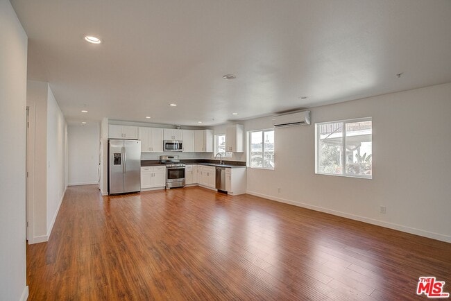 Photo - 419 S Lorena St Unit 419