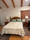 bed - 109 S Laurel Ave Unit 0