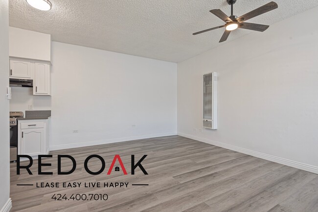 Photo - 15901 S Vermont Ave Unit 18