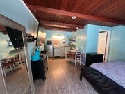 Photo - 303 E Park Ave
