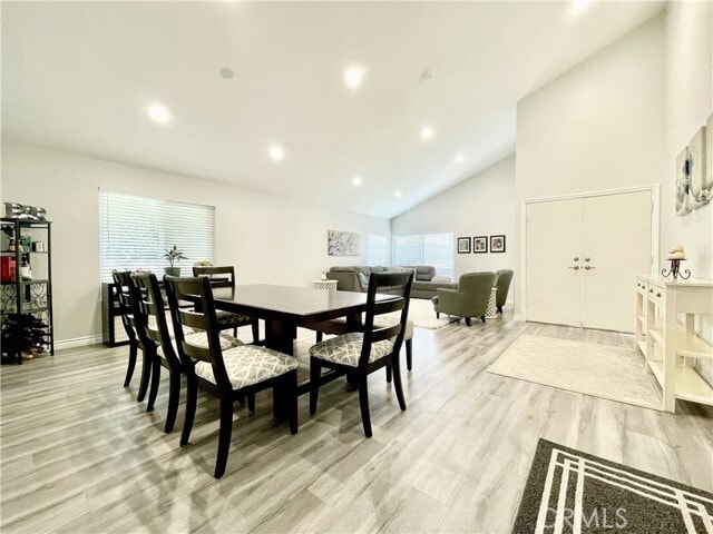 Photo - 22881 Springwater