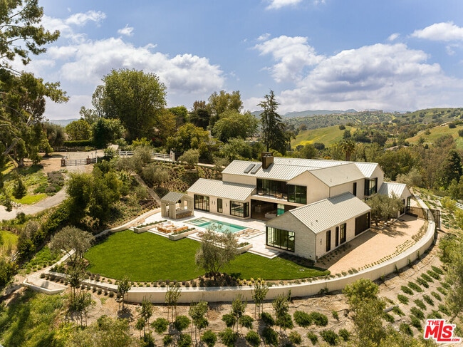 Photo - 24172 Lupin Hill Rd House