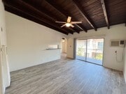 Photo - 3608 Keystone Av Unit 12 14