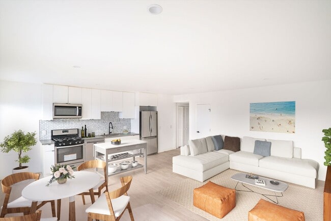 Building Photo - 1552 Hi Point St