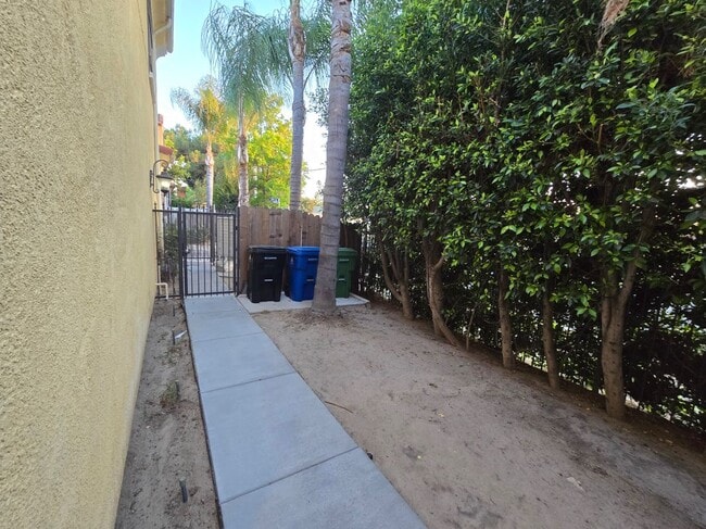 Photo - 16765 Tim Ln