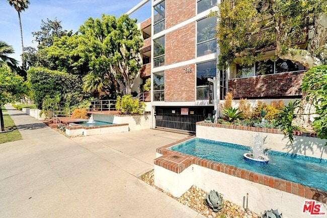 Photo - 7949 Selma Ave Unit 12