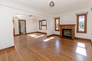 Photo - 535 E Windsor Rd Apartment Unit 535