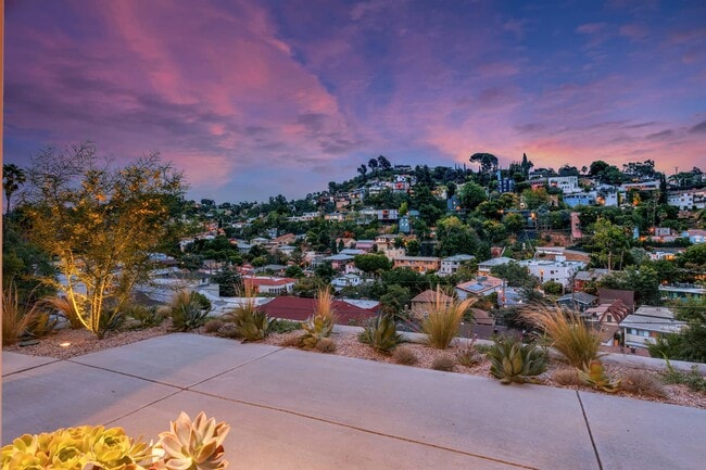 Photo - 1744 Redesdale Ave Unit Redesdale