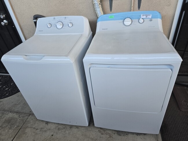 Photo - 525 S Western Ave