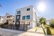 Photo - 5251 Agnes Ave Townhome