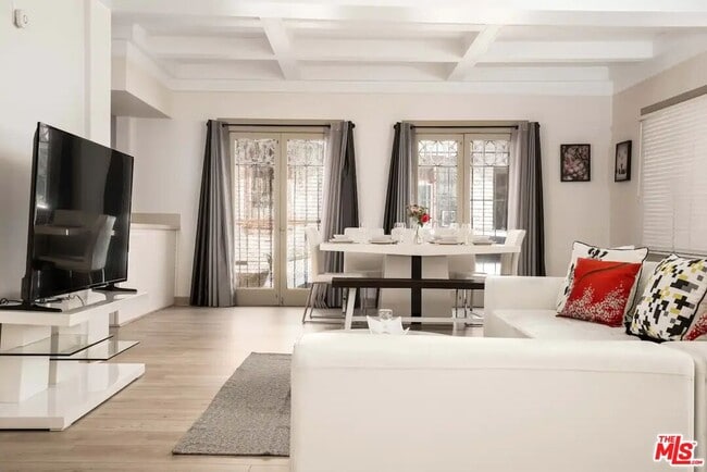 Photo - 185 S Virgil Ave