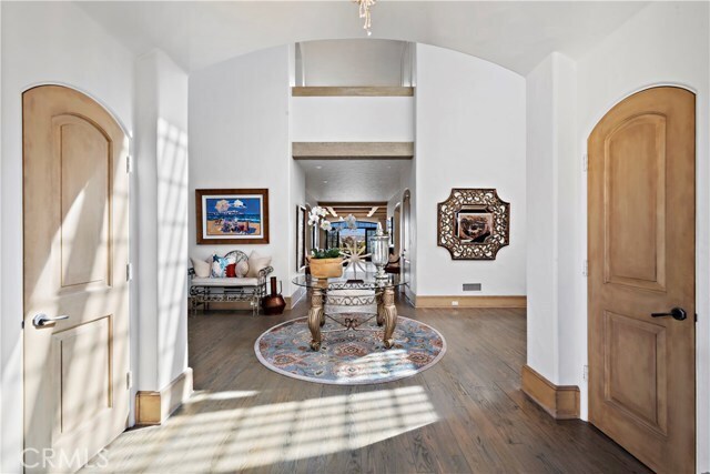 Photo - 34372 Port Lantern