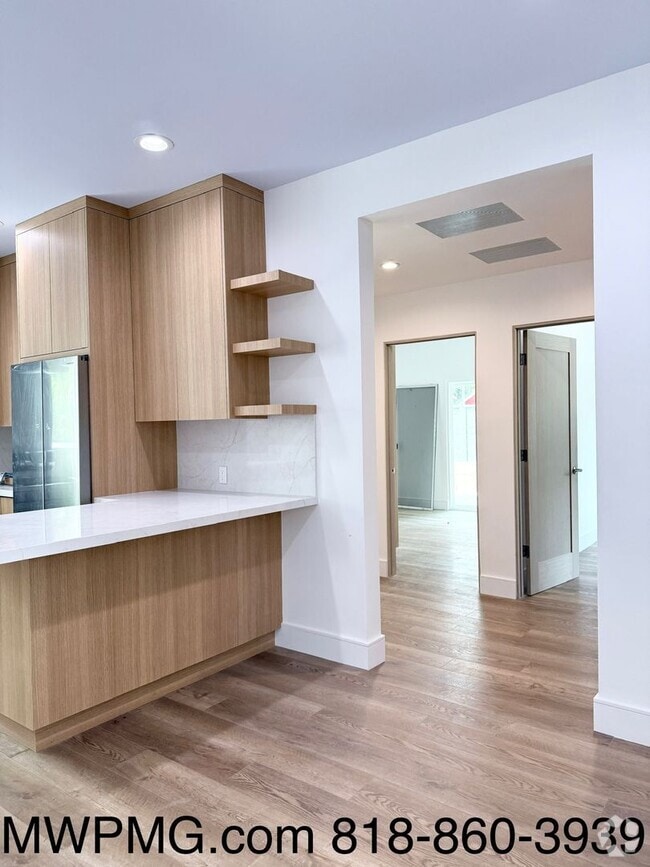 Building Photo - 14028-14030 Bessemer St. Unit 14030 1/2 Bessemer St. Rental