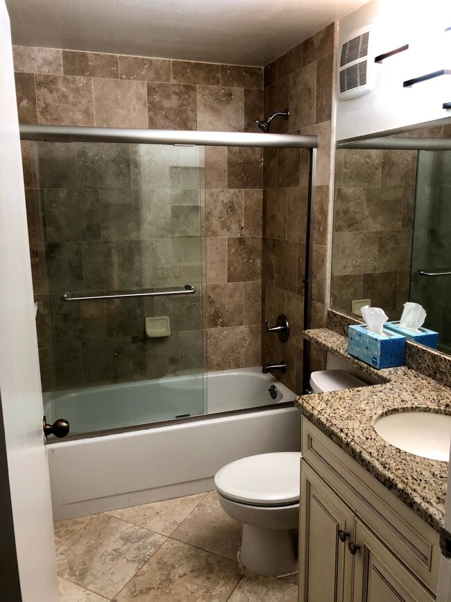 Photo - 600 W 9th St Unit 507