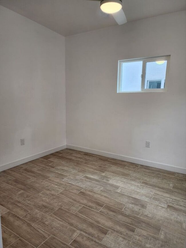 Photo - $1000 REBATE!! 1bdrm/1bath COTTAGE in Historic Sherman Heights!