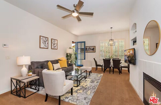 Photo - 48573 Classic Dr