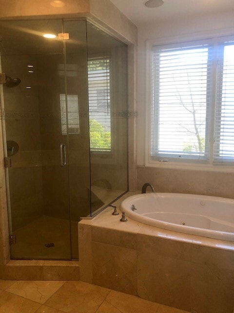 Photo - 129 S Elm Dr