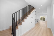 Photo - 8460 Glencrest Dr House