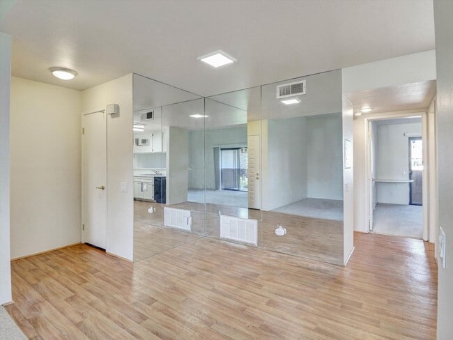 Photo - 291 E Mel Ave