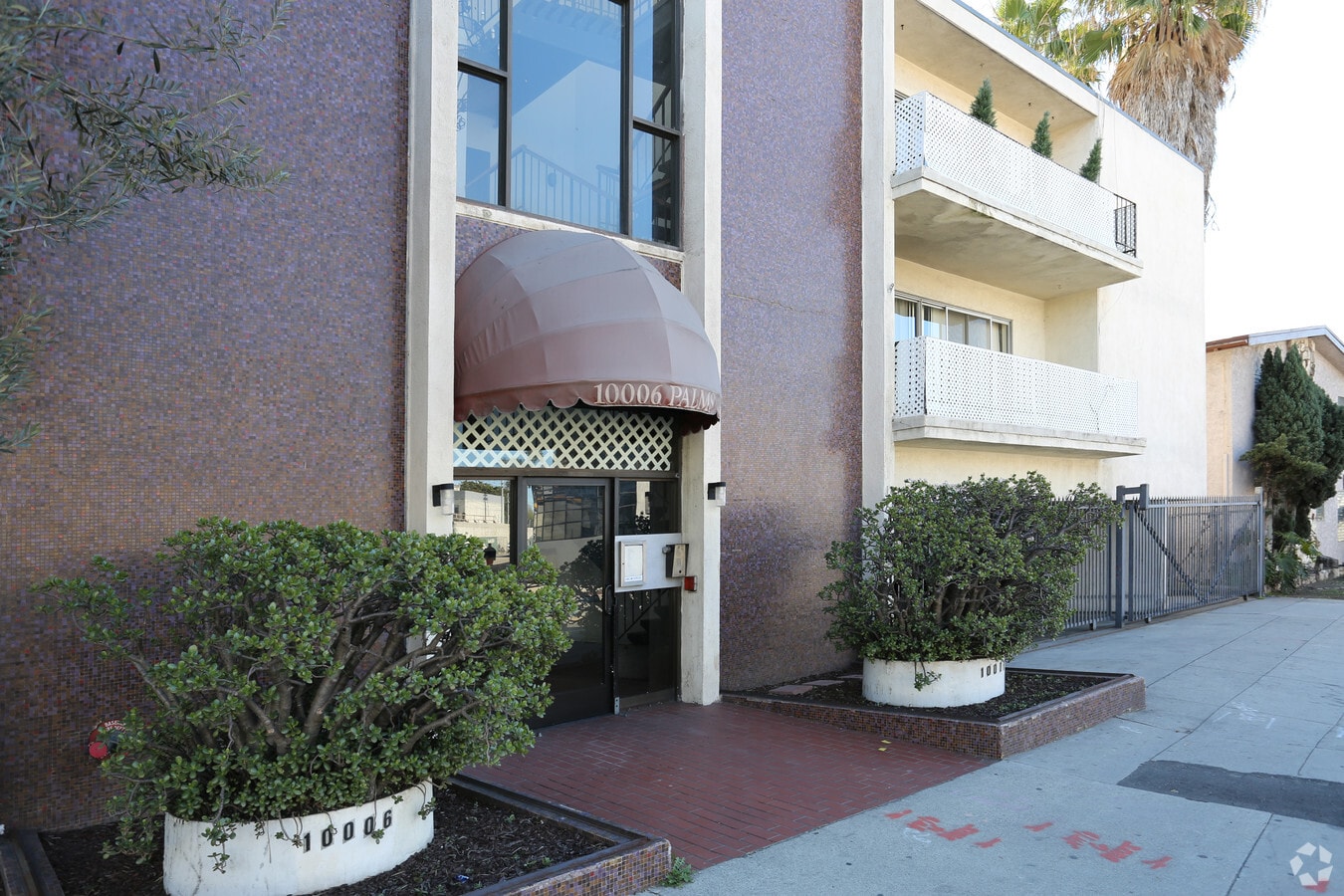 Photo - 10006 Palms Blvd