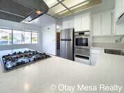 Photo - Spacious 3BR Home with Garden Beds & Pet-F...