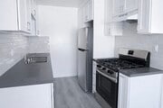 Kitchen - 812 Larch St