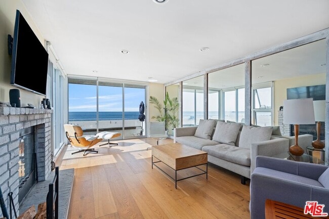 Photo - 7 Fleet St Unit 201