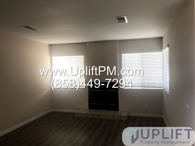Photo - Soria Drive (4718-20) Unit 4720 Soria Dr