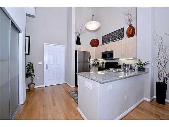 Photo - Exquisite Penthouse+Loft in Cortez Hill available for rent!