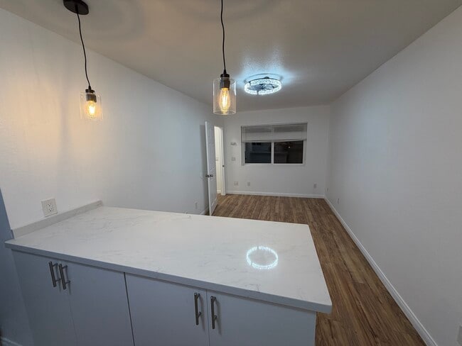 Photo - 195 Madrona St Unit A