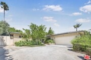 Photo - 3133 Barbydell Dr House